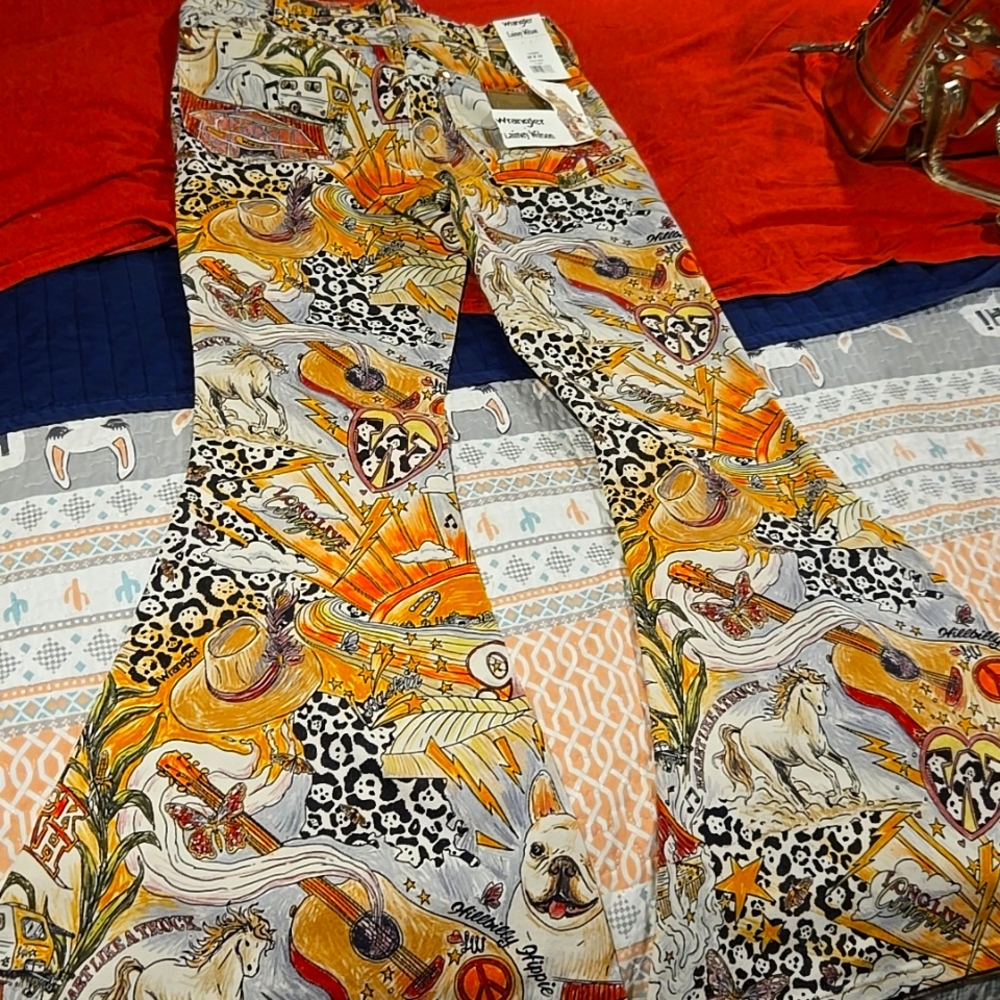 Lainey Wilson Storyteller Jeans